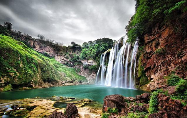 避開(kāi)人群游黃果樹(shù),用一篇攻略讓你少排隊(duì)