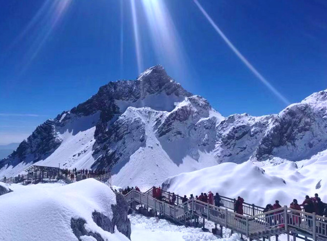 人手一份的玉龍雪山攻略,你收藏了嗎?