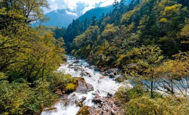 自駕攻略，試試從成都自駕到麗江