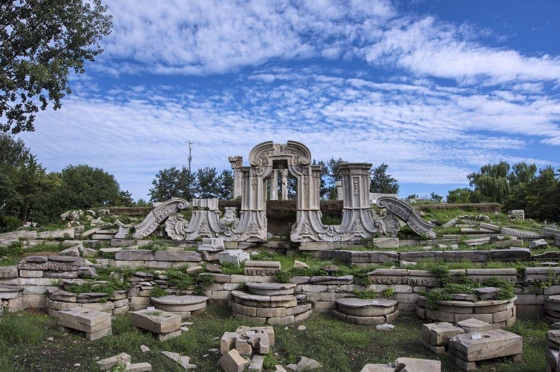 誰帶頭火燒中國的圓明園